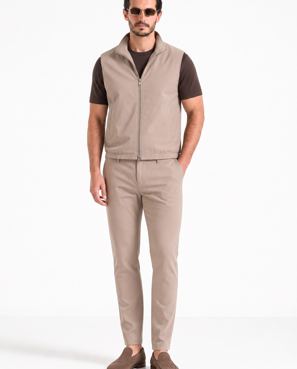 Amaro Vello Beige Summer Set on model